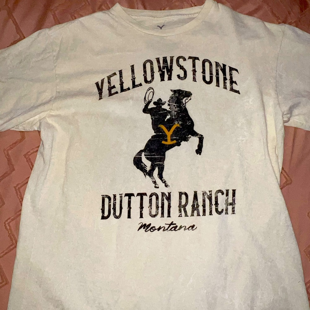 Yellowstone T shirt